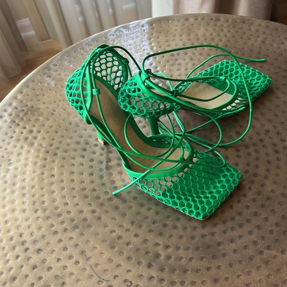 Bitters Veneta mesh stretch pump sz 38 1/2 - Picture 6 of 10